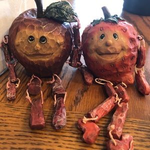 Fruit and Vegetable Sitters